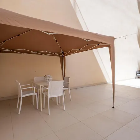Spacious St Julians Sleep 7 Huge Terrace Apartment Saint Julian's